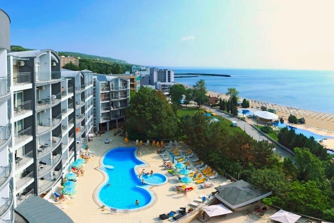 Отель Luna 4*