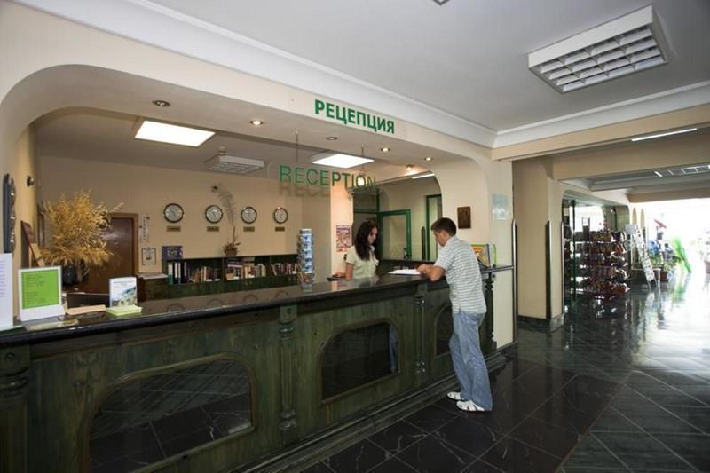 Апартаменты Zdravets 4*