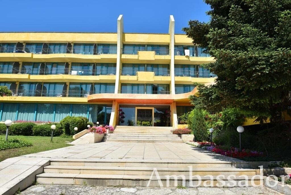 Готель Hotel Ambassador 3*