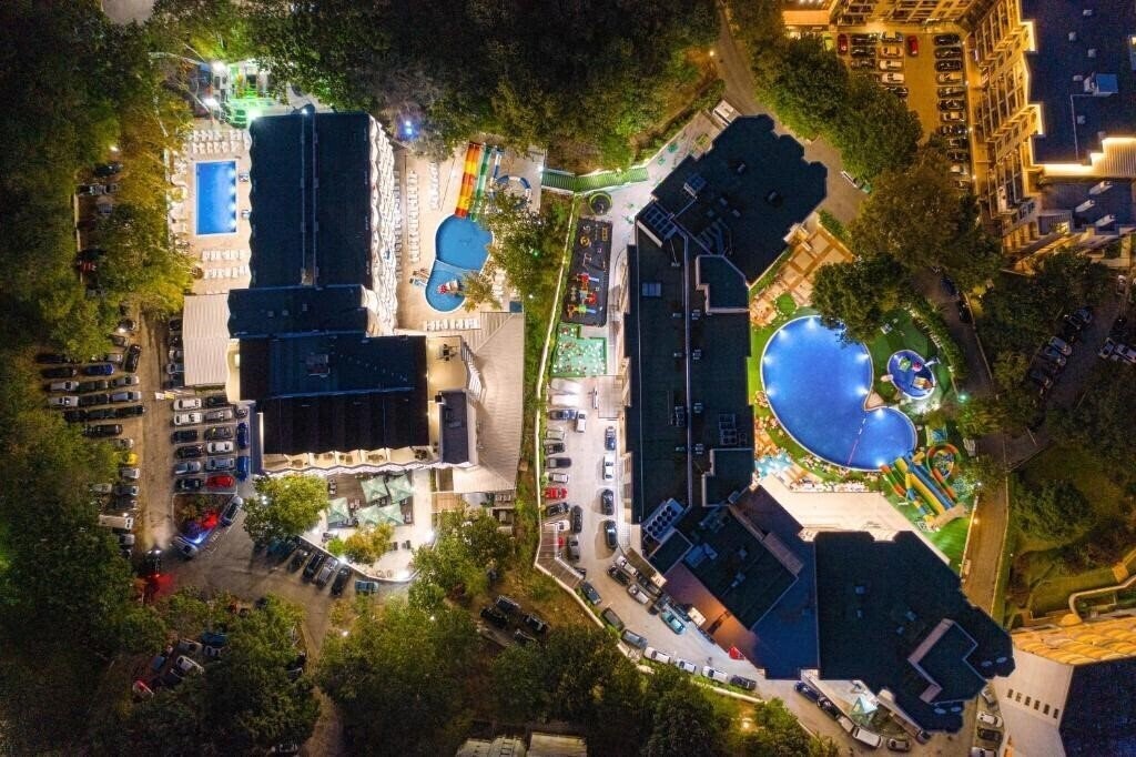 Панорама Prestige Hotel & Aqua Park 4*
