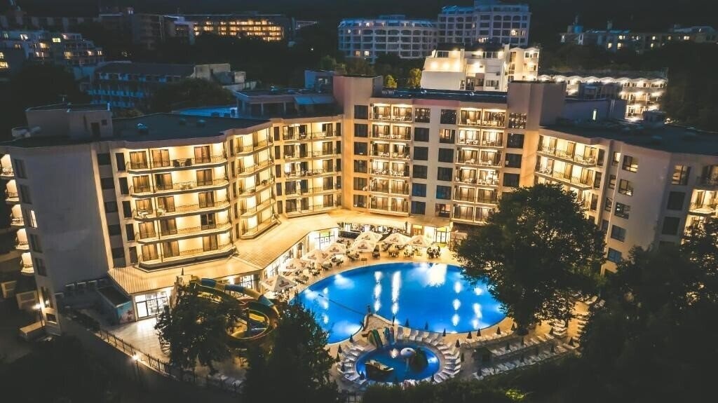 Отель Prestige Hotel & Aqua Park 4*