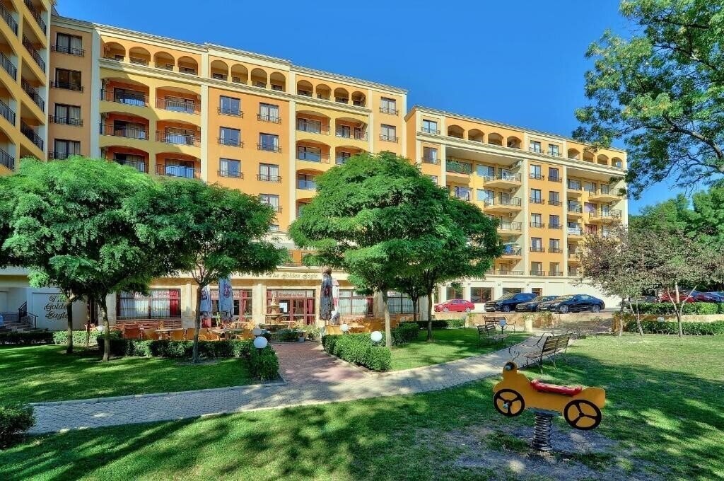 Панорама Paradise Green Park 3*