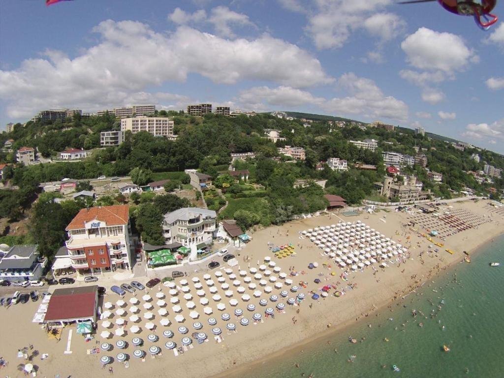 Изображение Club Magnolia & SPA Sunshine (ex. Magnolia Club Hotel, Sunshine Magnolia Palace, Sunshine Magnolia Park) 3*