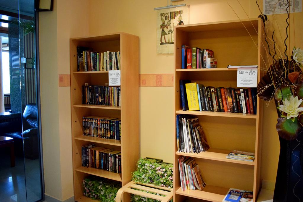 Панорама Royal Beach Hotel 3*