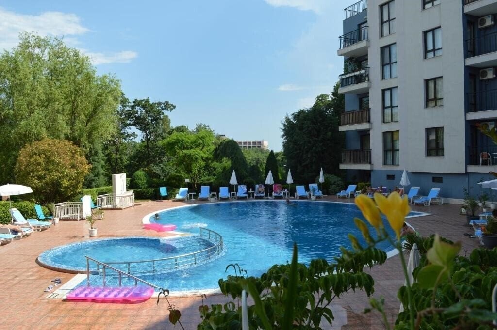 Фотографія Aparthotel Amfora Palace 3*