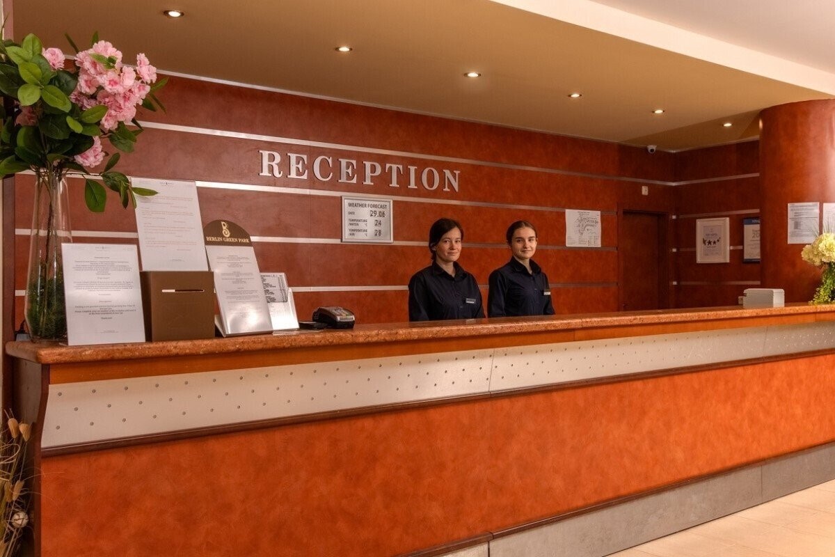 Вид Berlin Green Park 4*