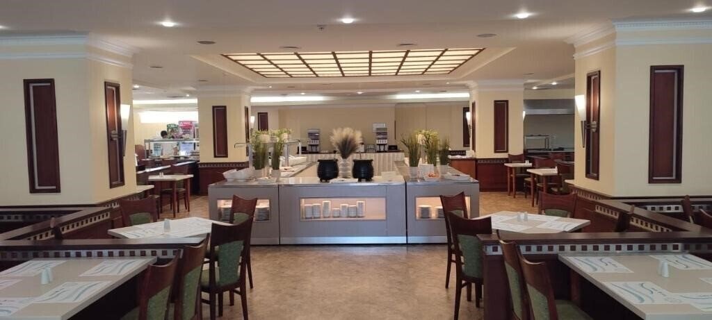 Картинка Lilia 4*