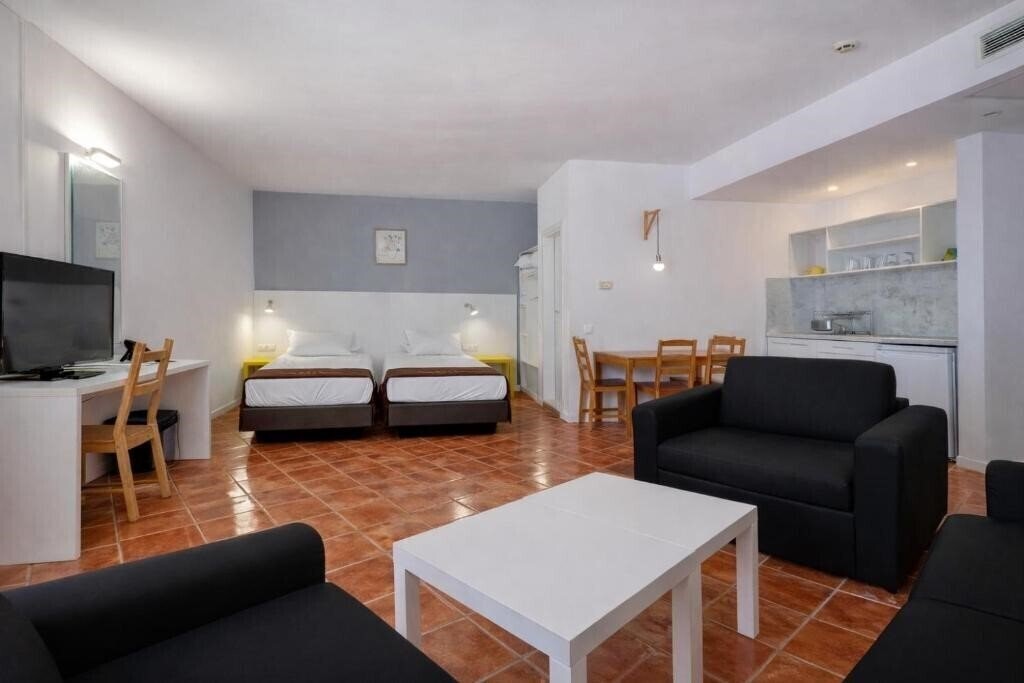 Панорама Prestige Grand Hotel & Aquapark 4*