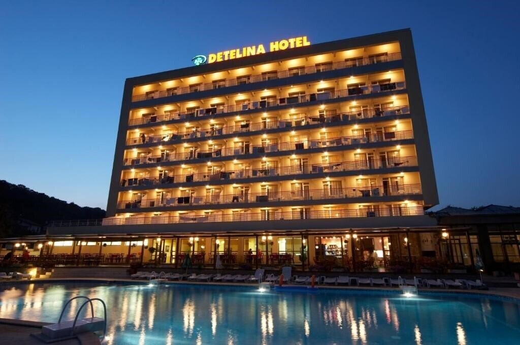 Панорама Detelina 3*