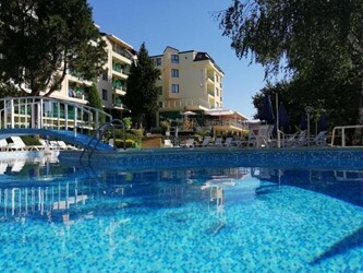 Silver Hotel 3* Туры в Болгарию на июнь