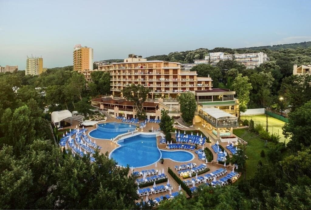 Апартаменты Kristal 4*