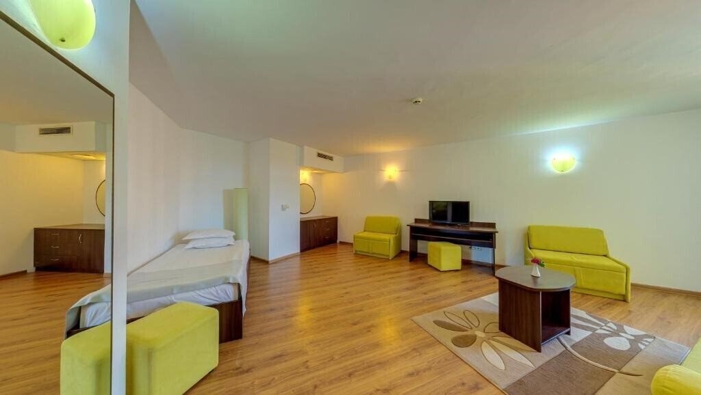 Изображение Madara Park Hotel (Madara Hotel Smart Line) 4*