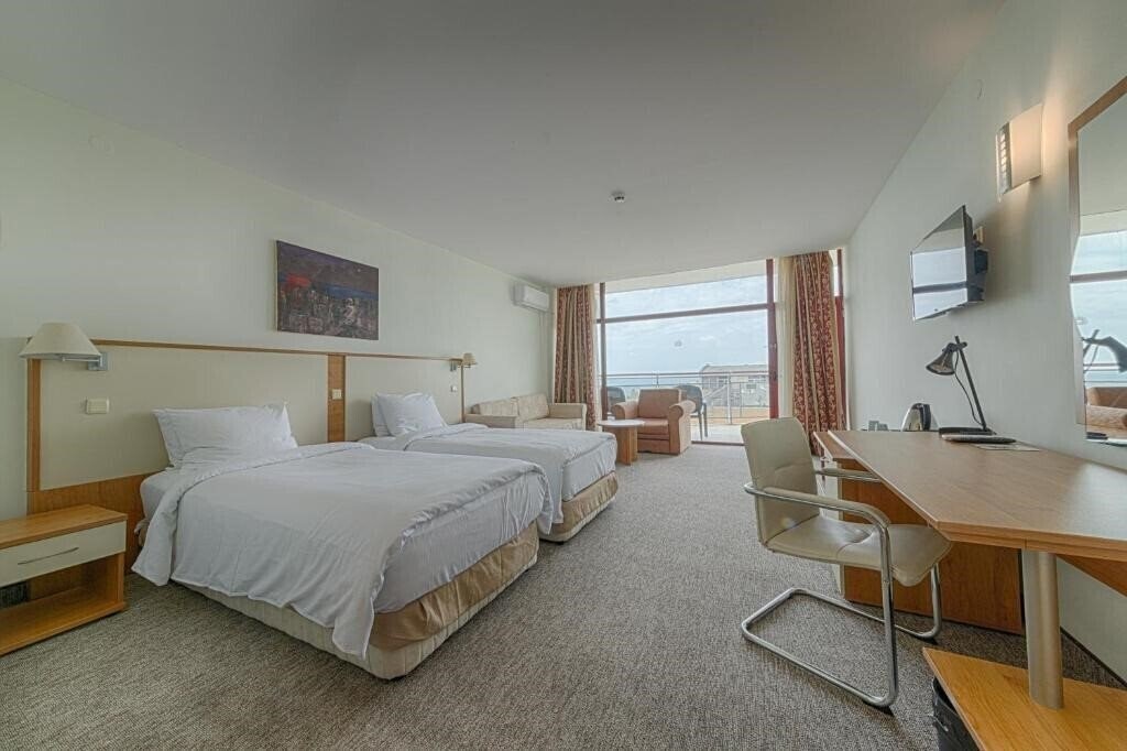 Территория Apollo Golden Sands 4*