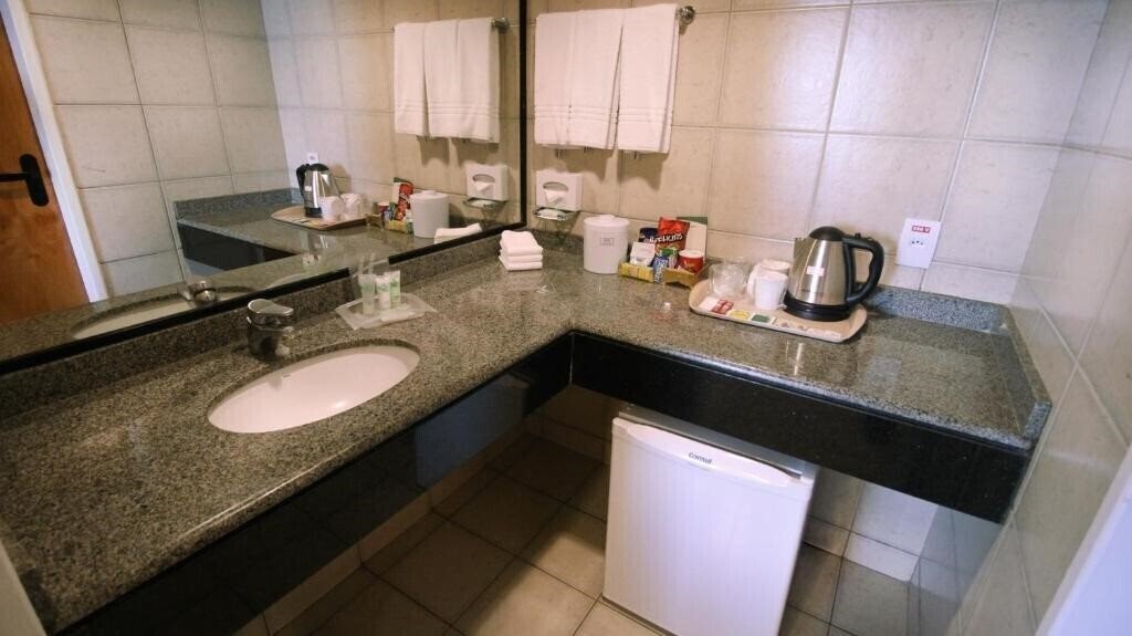 Вид Holiday Inn 4*