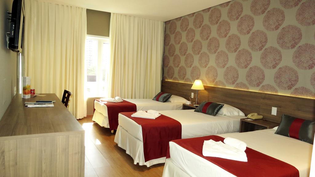 Вид Continental Inn Hotel 4*