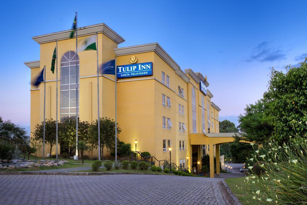 Отель Tulip Inn Santa Felicidade 3*