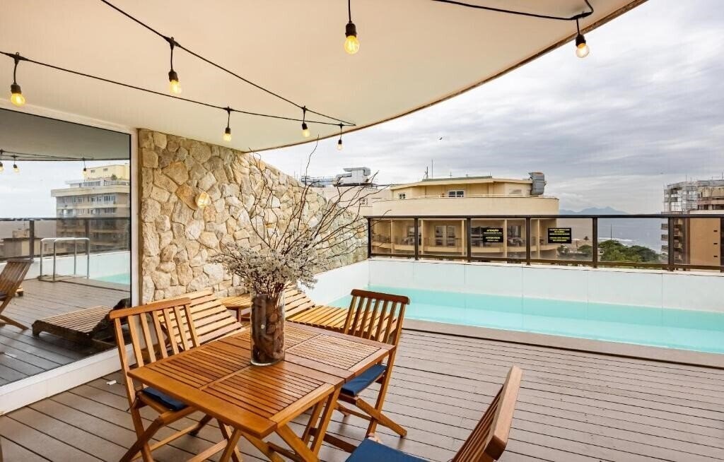 Апартаменти Copacabana Praia 4*