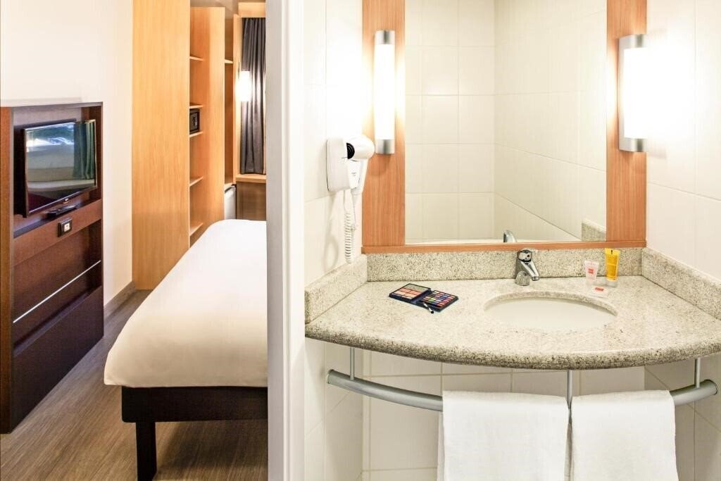 Фотографія Ibis Rio De Janeiro Parque Olimpico 3*