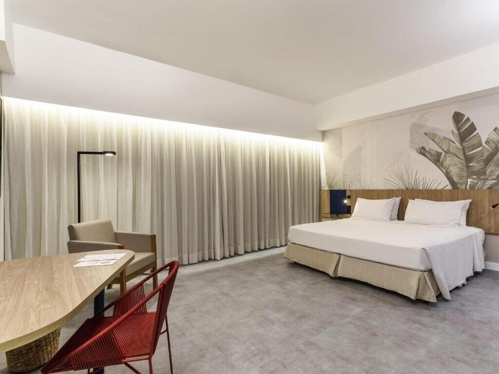 Картинка Golden Tulip Rio Vermelho 4*