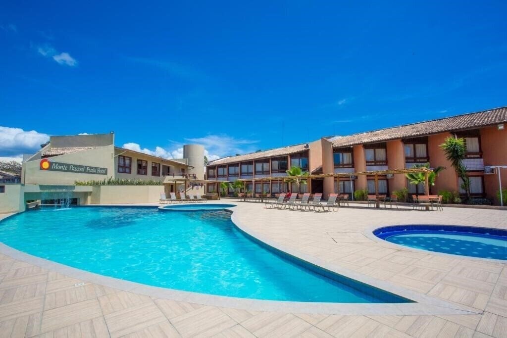 Апартаменти Monte Pascoal Praia 4*