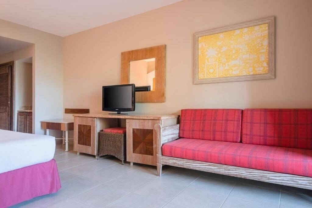 Вид Iberostar Bahia Hotel (ex. Iberostar Bahia Hotel) 5*