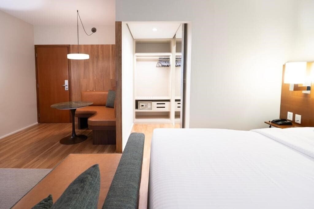 Зображення Estanplaza Berrini 4*