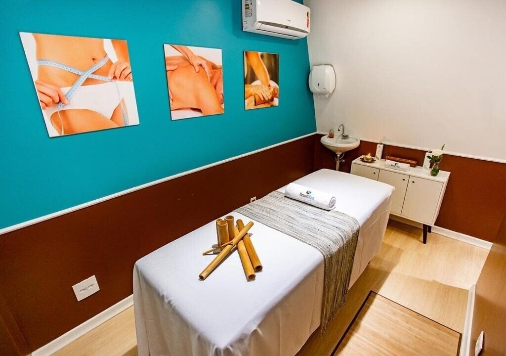 Територія Estanplaza Paulista 4*