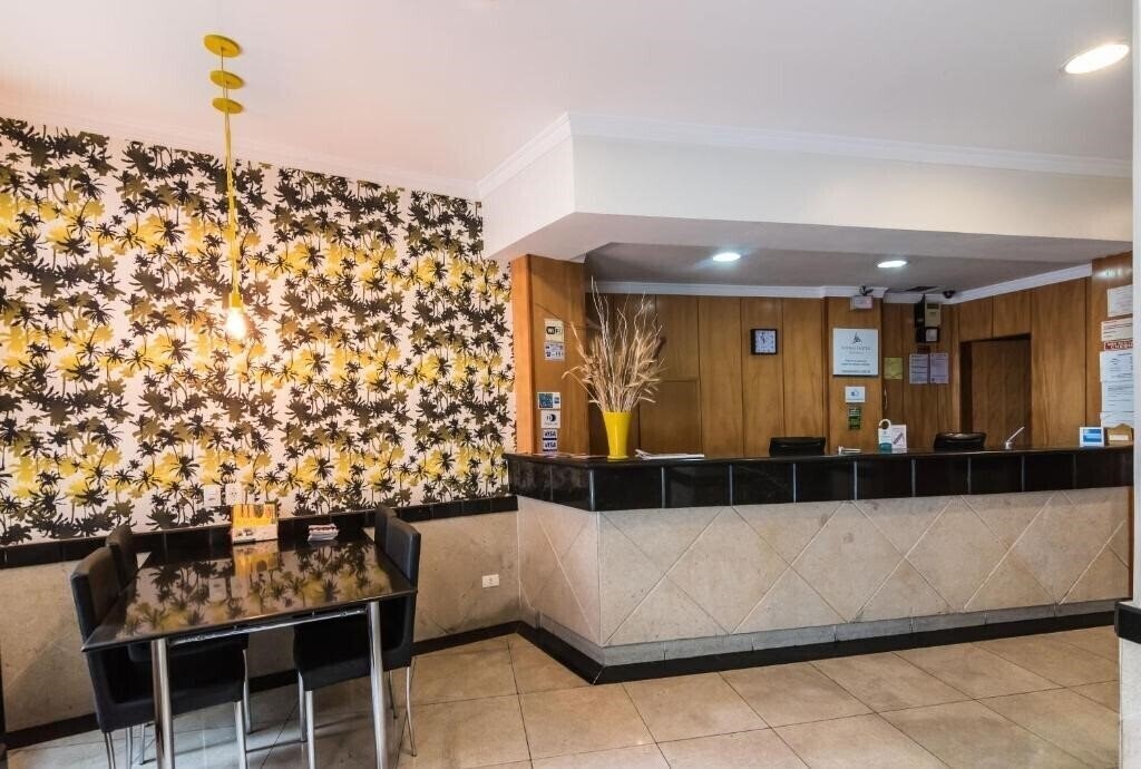 Апартаменти Cinelandia Hotel 3*