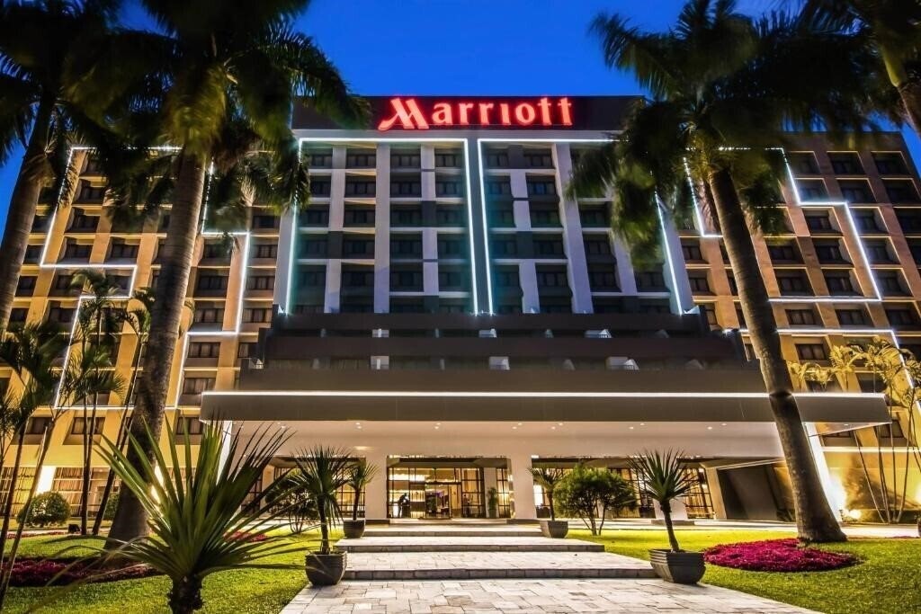 Панорама Sao Paulo Airport Marriott Hotel 4*