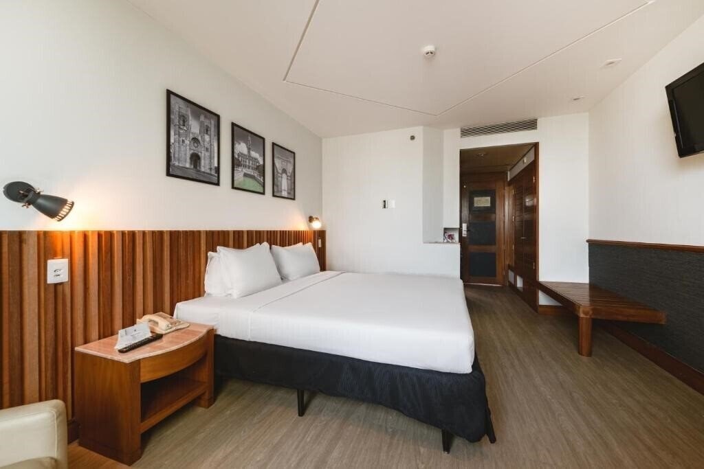 Територія Pestana Sao Paulo Hotel 5*