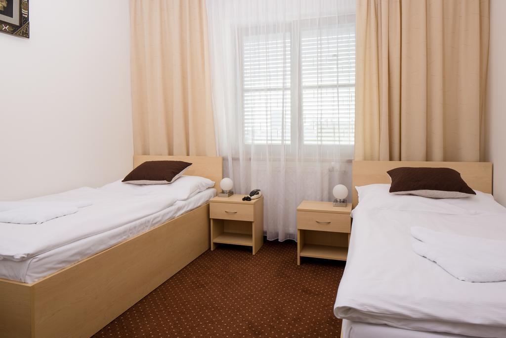 Территория Cyro 3*