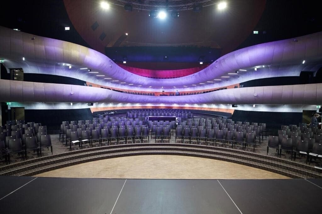 Територія Sono Hotel 4*