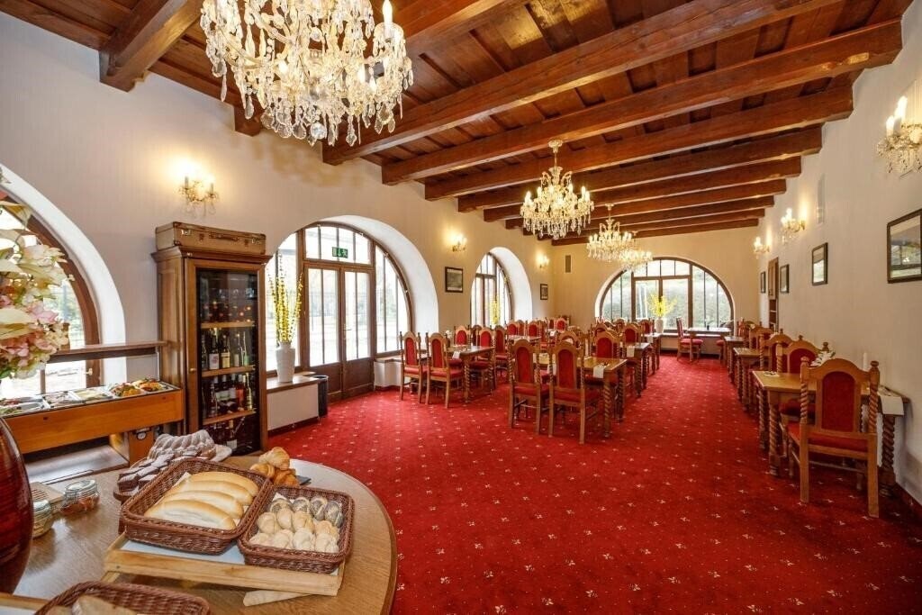 Зображення Gold 4*