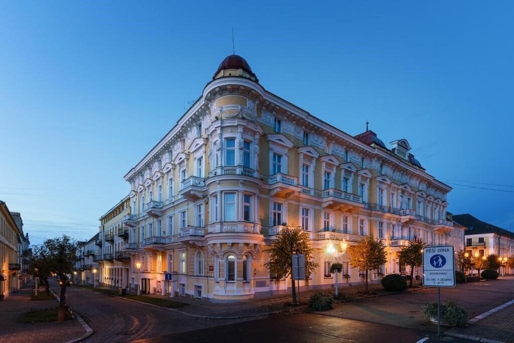 Готель Savoy SPA & Kurhotel 4*