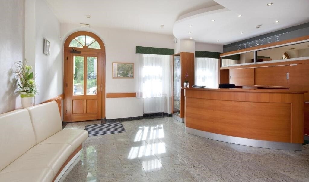 Територія Reza 4*