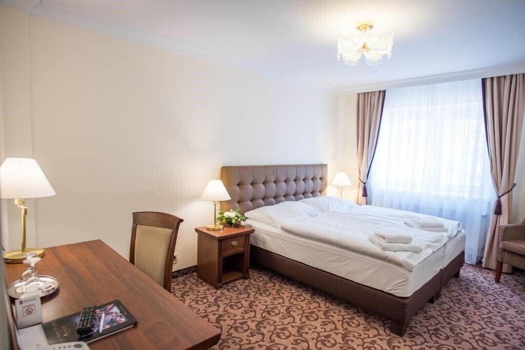 Апартаменты Windsor 4*