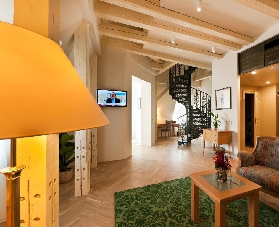 Апартаменты GRANDHOTEL AMBASSADOR Narodni dum (ex. Ambassador Narodni Dum) 4*