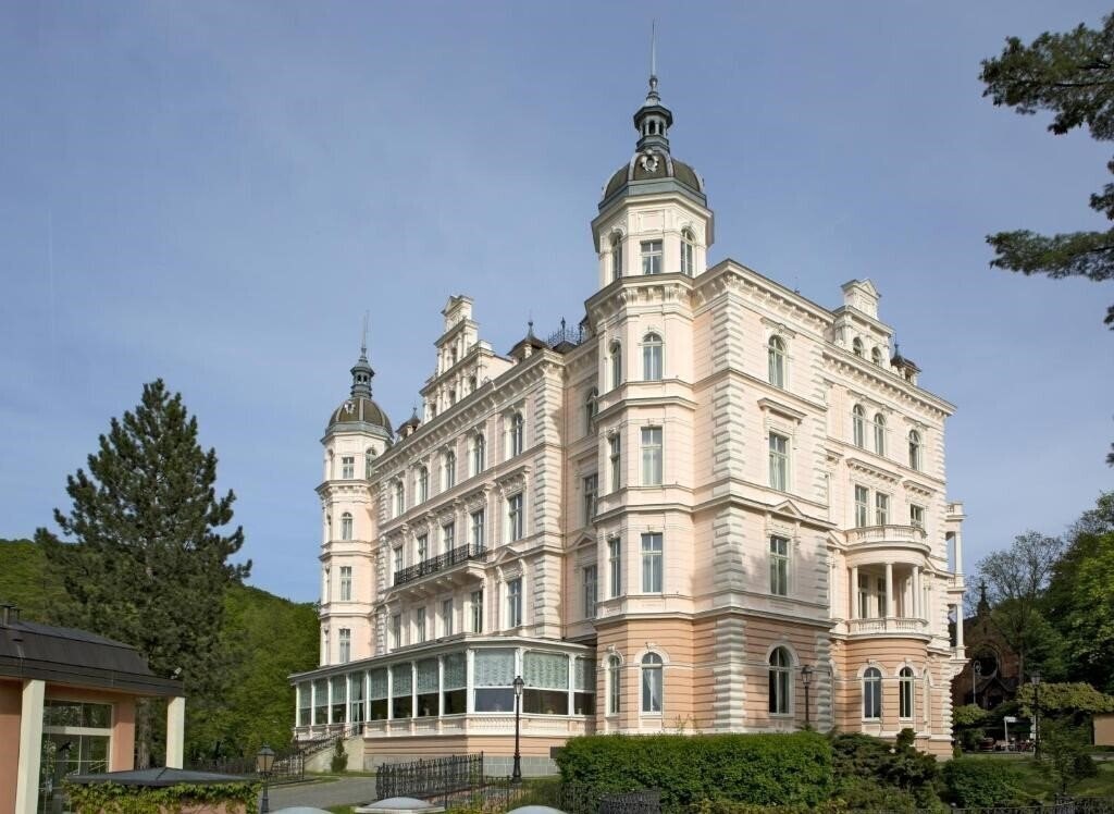Вид Bristol Palace 4*