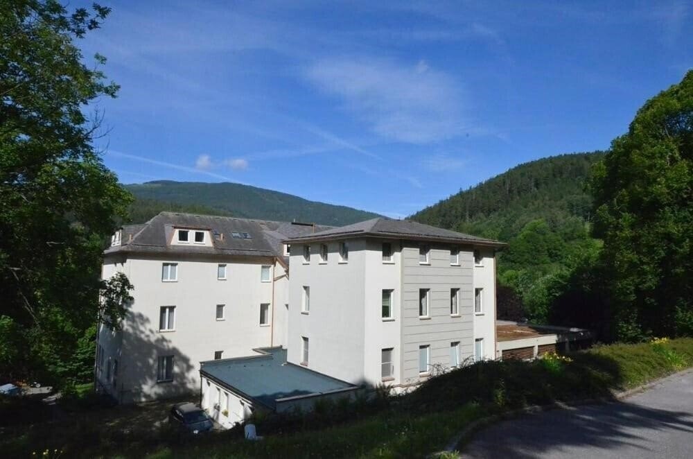 Апартаменты Promenada 4*