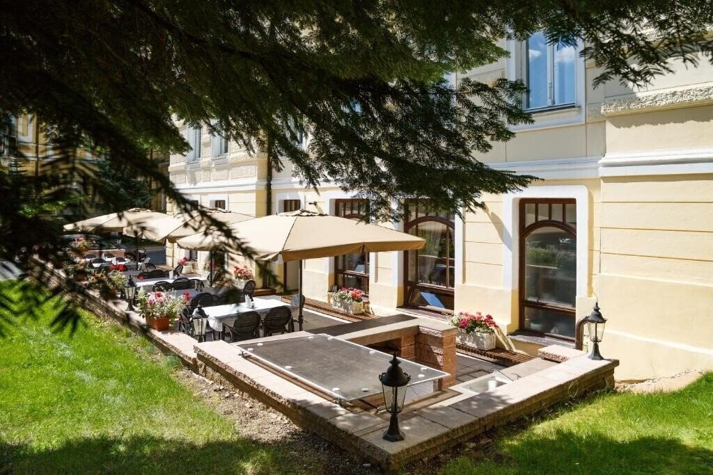 Территория Westend 4*