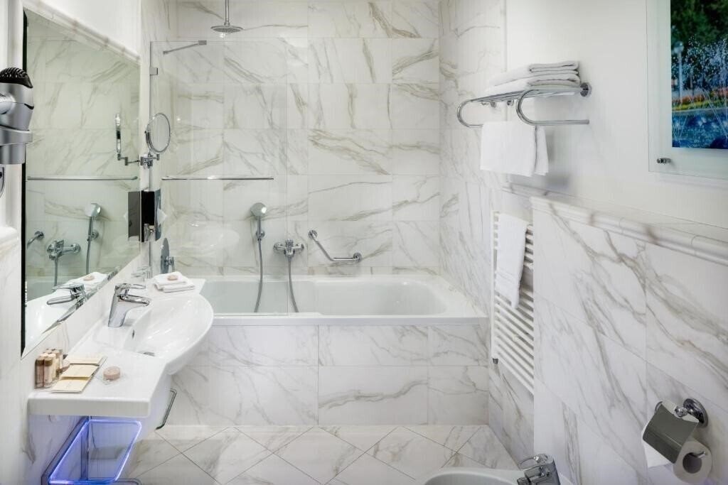 Панорама Ensana Centralni Lazne 4*