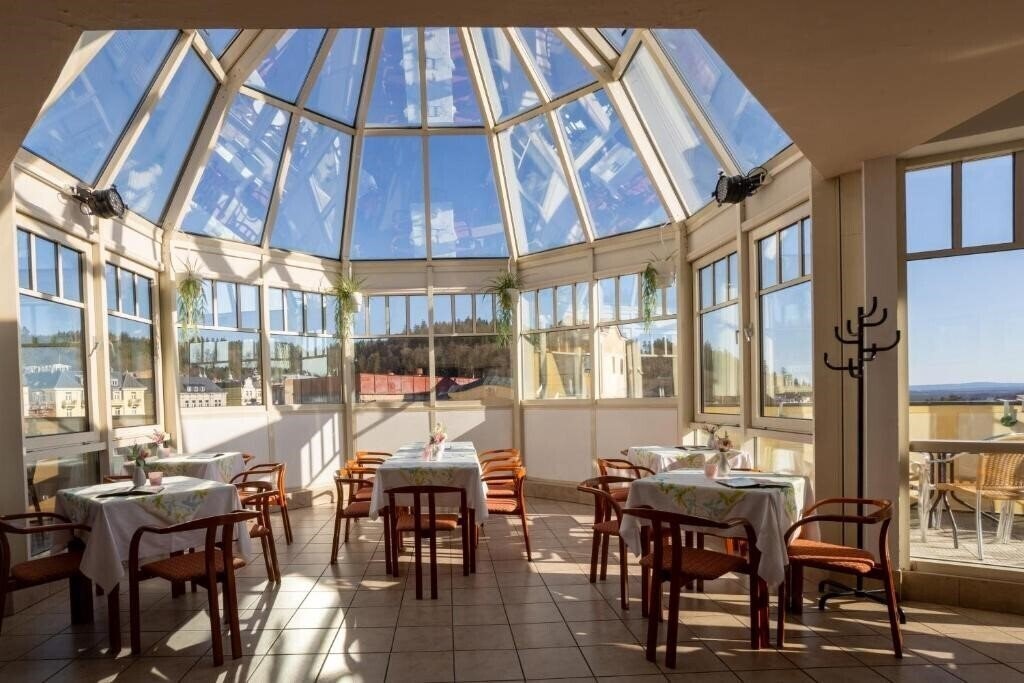 Картинка Flora 3*