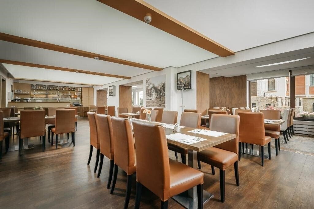 Картинка Richard 4*