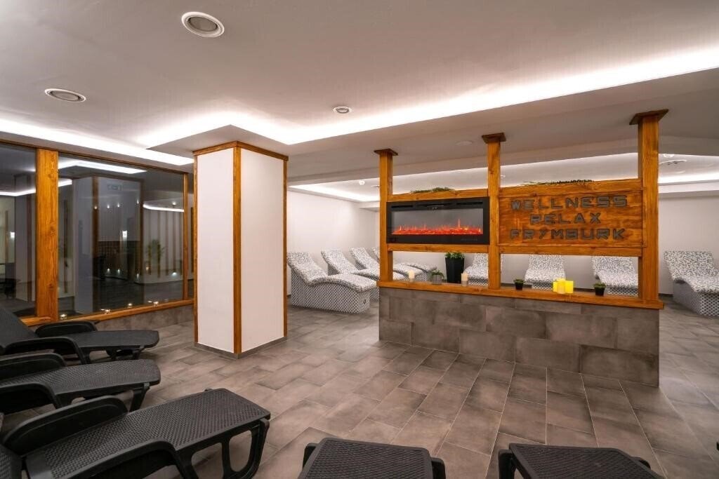 Панорама Wellness Hotel Frymburk 4*