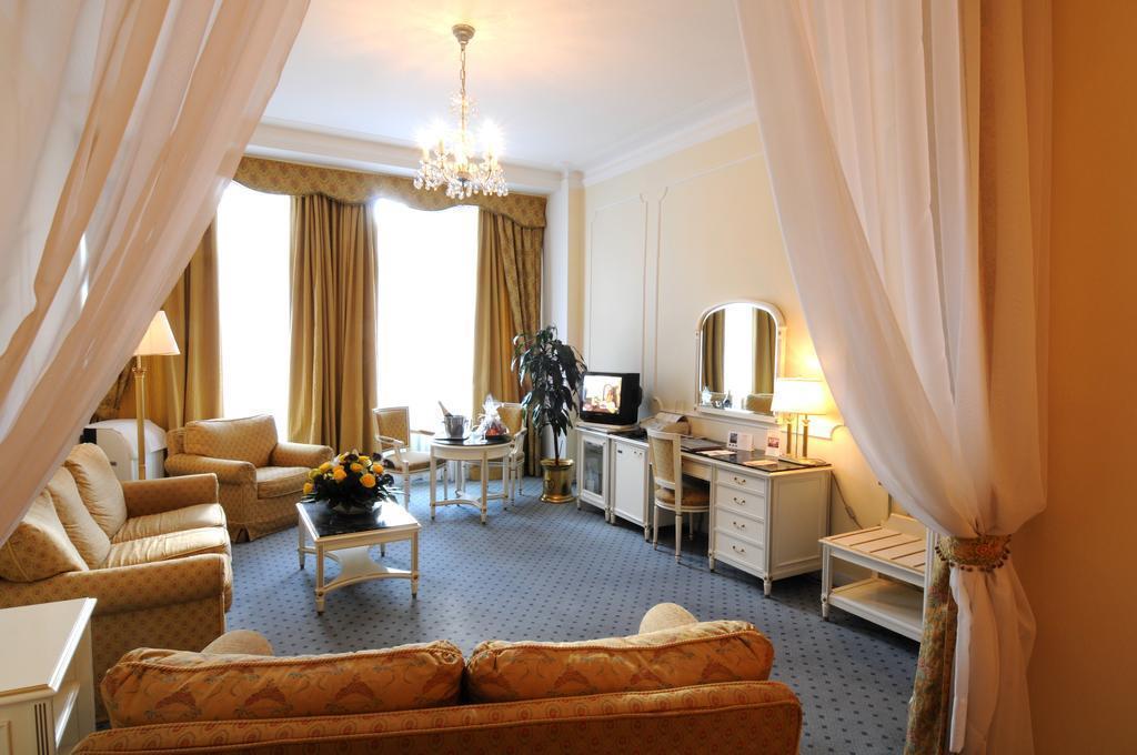 Территория Ambassador Zlata Husa 5*