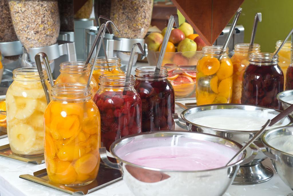 Панорама Saint George Hotel 3*