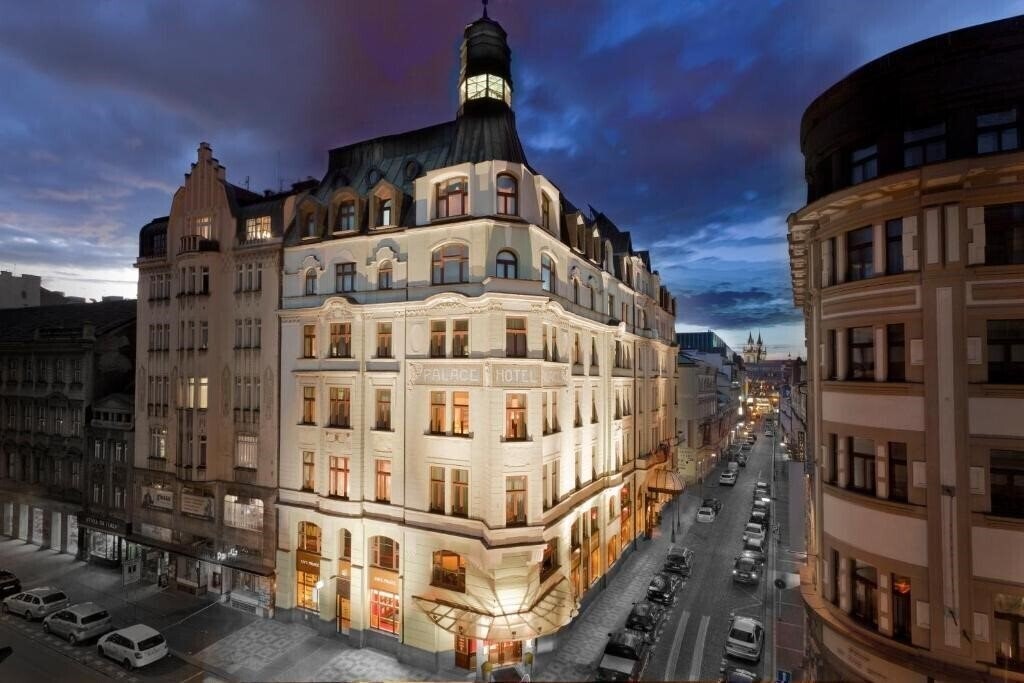 Отель Art Nouveau Palace Hotel 5*