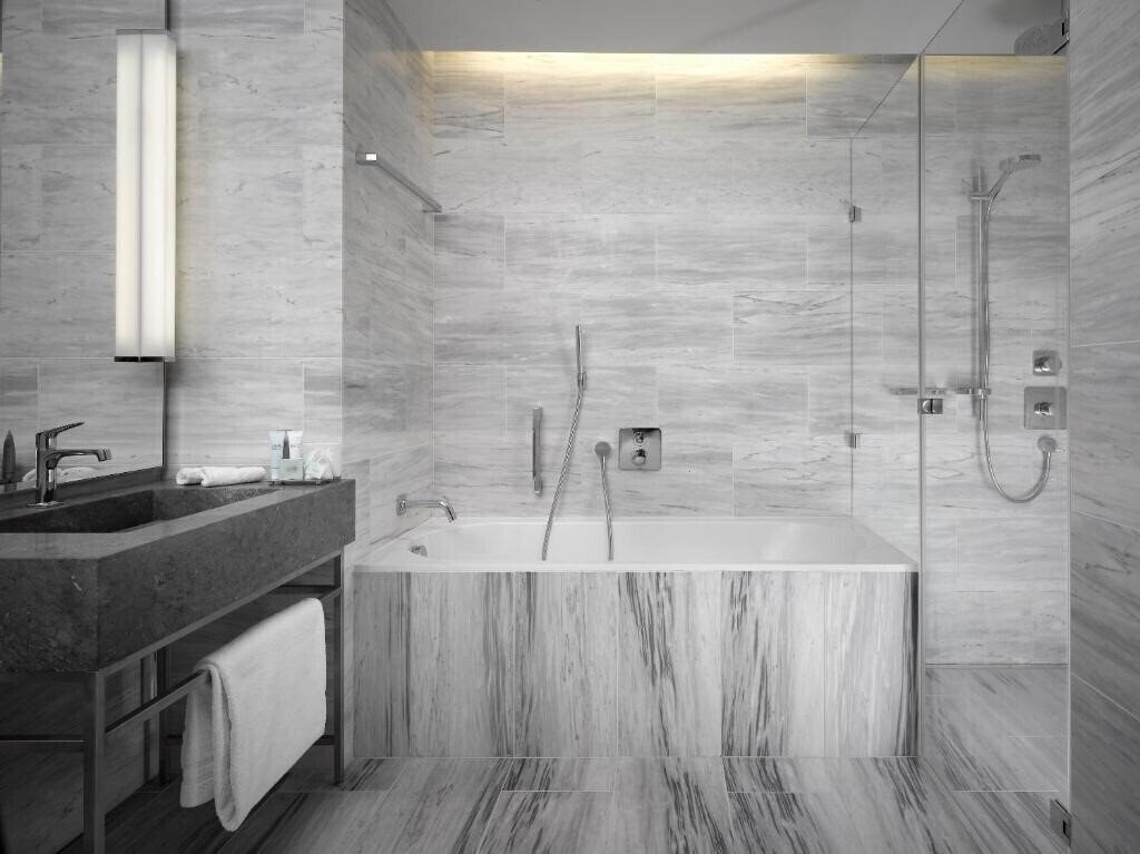 Панорама The Emblem 5*