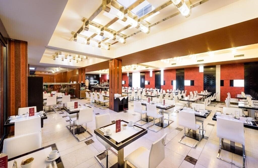 Территория Grand Majestic Plaza 4*