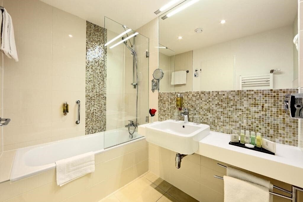 Панорама Duo 4*